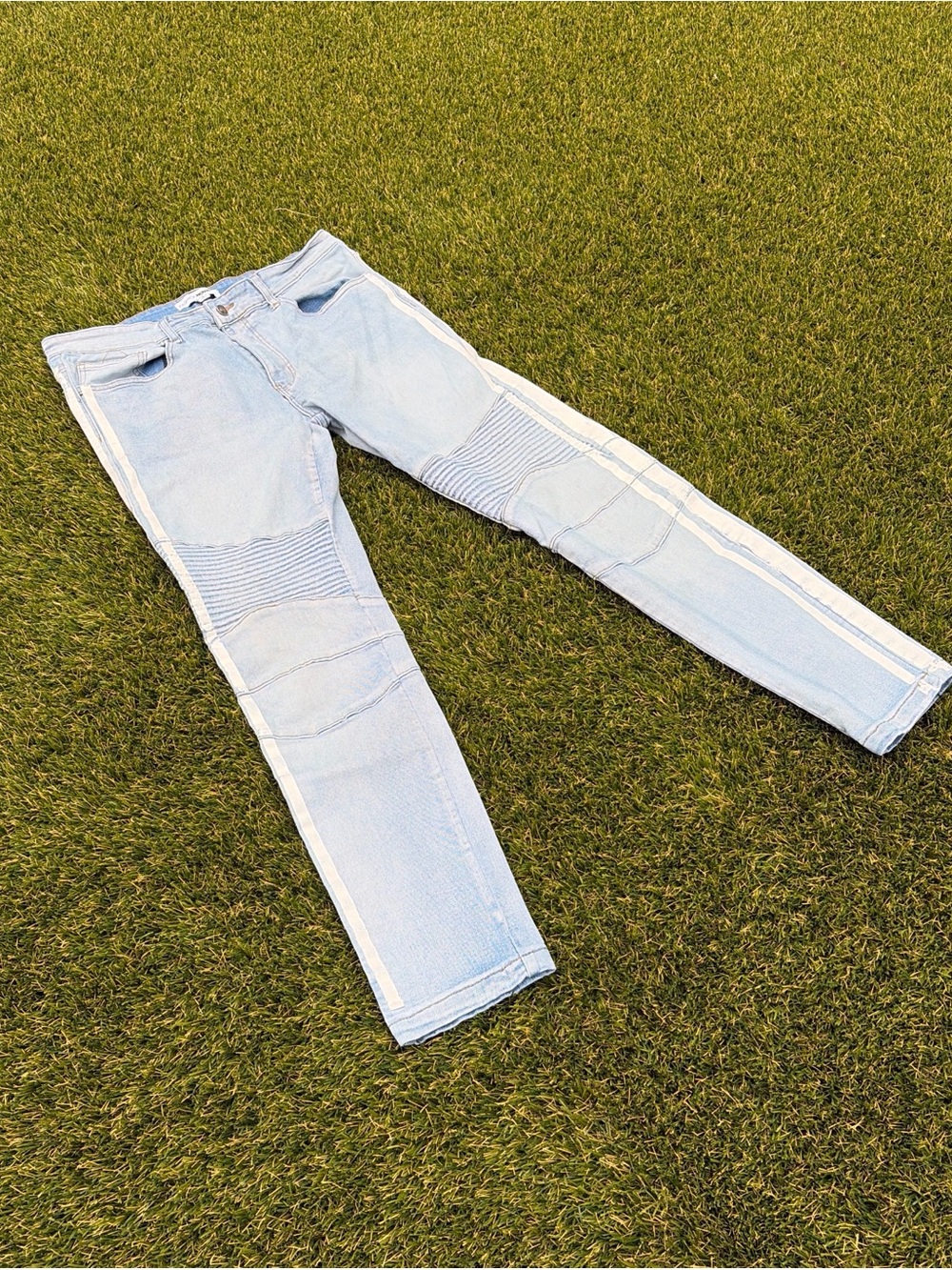 Fashion Nova Men Light Wash Moto Biker Skinny Jeans White Side Stripe Size 36